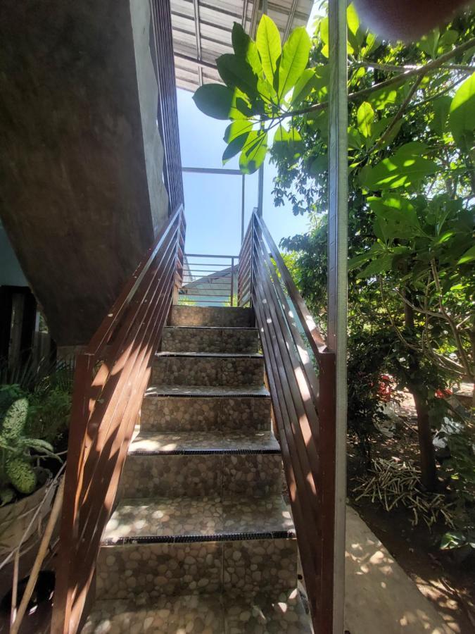 D'Ru Guest House لابوان باجو المظهر الخارجي الصورة